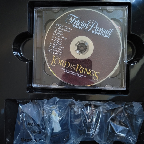 Hasbro Trivial Pursuit DVD Edition - Lord of the Rings - Picture 2 of 5